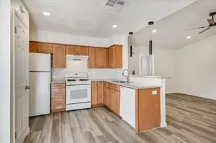 1402 Waterloo Tr, Austin, TX 78704 - Photo 8