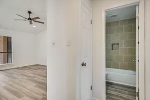 1402 Waterloo Tr, Austin, TX 78704 - Photo 10