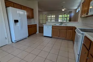 108 Bass St, Georgetown, TX 78633 - Photo 4