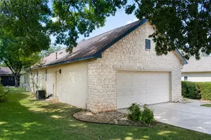 108 Bass St, Georgetown, TX 78633 - Photo 32