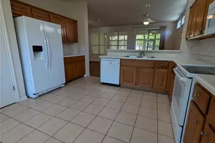 108 Bass St, Georgetown, TX 78633 - Photo 4