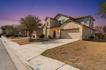 843 Avery Parkway, New Braunfels, TX 78130 - Photo 2