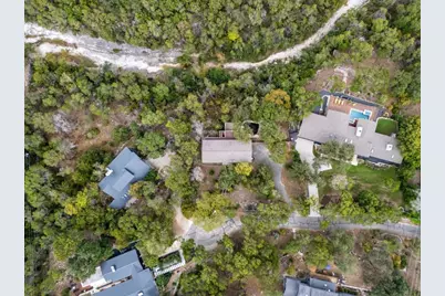 804 Canyon Creek Drive, West Lake Hills, TX 78746 - Photo 12