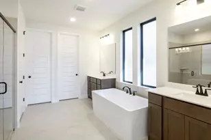 317 Gary Wayne Dr, Liberty Hill, TX 78642 - Photo 10