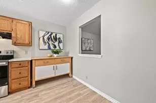 408 Village Ln, Buda, TX 78610 - Photo 12