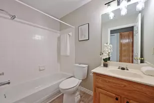 408 Village Ln, Buda, TX 78610 - Photo 20