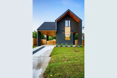 1704 E 32nd Street #B, Austin, TX 78722 - Photo 2