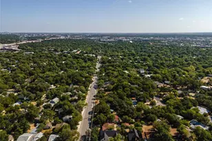 1704 E 32nd St, Austin, TX 78722 - Photo 26