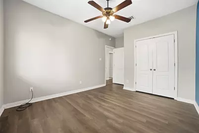 409 E Austin Avenue, Round Rock, TX 78664 - Photo 24