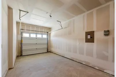 100 Tesla Circle, Round Rock, TX 78681 - Photo 24