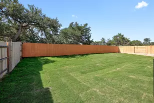 217 Luttrell Ln, Liberty Hill, TX 78642 - Photo 2