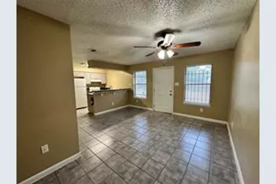 4607 E 12th Street #1, Austin, TX 78721 - Photo 2