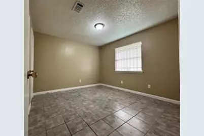 4607 E 12th Street #1, Austin, TX 78721 - Photo 6
