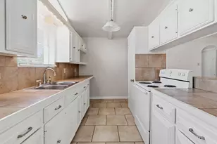 213 Indian Oak Dr, Bastrop, TX 78602 - Photo 6