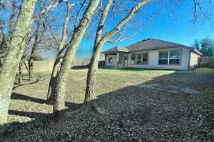 114 Clear Water Pass, Bastrop, TX 78602 - Photo 30