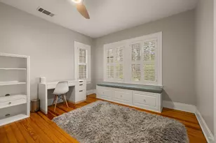 105 Laurel Ln, Austin, TX 78705 - Photo 18