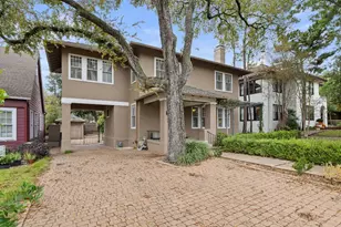 105 Laurel Ln, Austin, TX 78705 - Photo 2