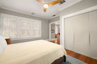 105 Laurel Lane, Austin, TX 78705 - Photo 14