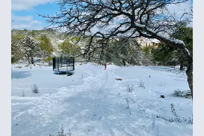 4005 Skillet Cove, Spicewood, TX 78669 - Photo 30