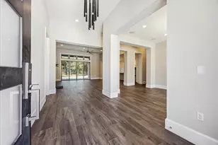2604 Arion Cir, Austin, TX 78730 - Photo 2