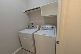 11901 Buzz Schneider Ln, Austin, TX 78748 - Photo 10