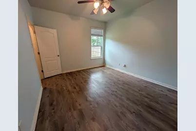 11901 Buzz Schneider Lane, Austin, TX 78748 - Photo 6