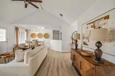 1319 Summerwood Drive, New Braunfels, TX 78130 - Photo 4