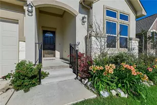 964 Naranjo Dr, Georgetown, TX 78628 - Photo 2