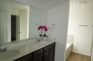 231 Milliner Loop, Hutto, TX 78634 - Photo 16