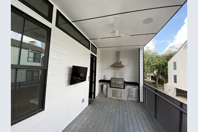 925 30th Street #B, Austin, TX 78705 - Photo 8