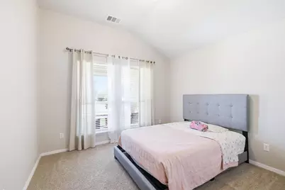 269 Gaida Loop, Georgetown, TX 78628 - Photo 8