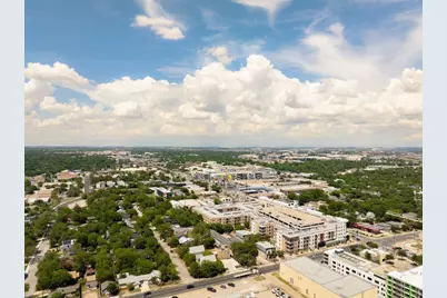 900 W North Loop Boulevard, Austin, TX 78756 - Photo 40
