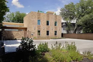 900 W N Loop Blvd, Austin, TX 78756 - Photo 2