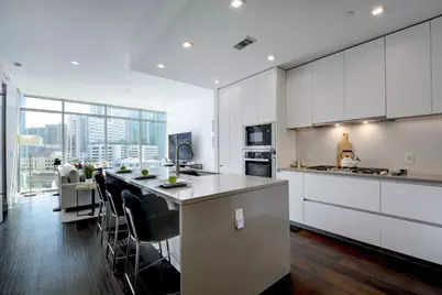 501 West Avenue #703, Austin, TX 78701 - Photo 8