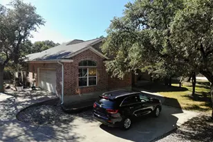 1027 Stagecoach Trail, San Marcos, TX 78666 - Photo 4