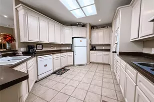 1027 Stagecoach Trail, San Marcos, TX 78666 - Photo 14