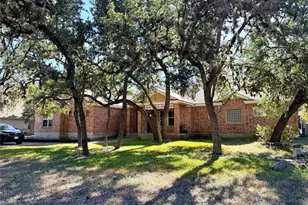1027 Stagecoach Trail, San Marcos, TX 78666 - Photo 6