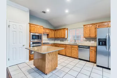 7903 Henry Kinney Row, Austin, TX 78749 - Photo 4
