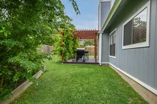 8105 Washita Dr, Austin, TX 78749 - Photo 18