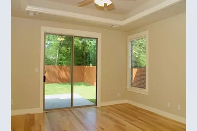 304 Zennia Street, Austin, TX 78751 - Photo 8