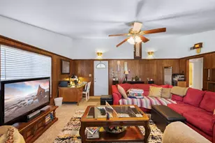 213 Cherry Dr, Lexington, TX 78947 - Photo 10