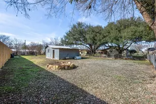 213 Cherry Dr, Lexington, TX 78947 - Photo 22