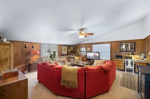 213 Cherry Dr, Lexington, TX 78947 - Photo 8