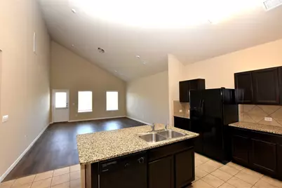 5725 Roderick Drive, Austin, TX 78724 - Photo 4