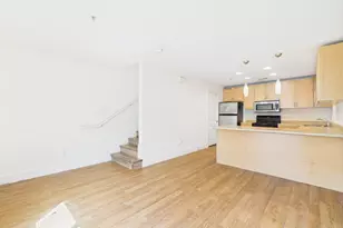 711 W 32nd St, Austin, TX 78705 - Photo 12