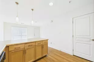 711 W 32nd St, Austin, TX 78705 - Photo 6