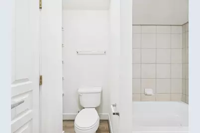 711 W 32nd Street #119, Austin, TX 78705 - Photo 28