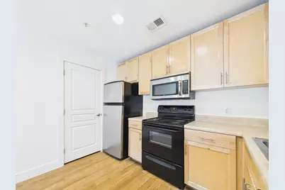 711 W 32nd Street #119, Austin, TX 78705 - Photo 8