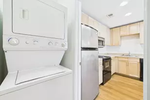 711 W 32nd St, Austin, TX 78705 - Photo 10