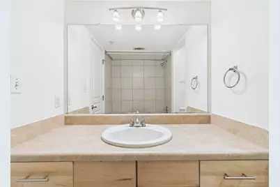 711 W 32nd Street #119, Austin, TX 78705 - Photo 24